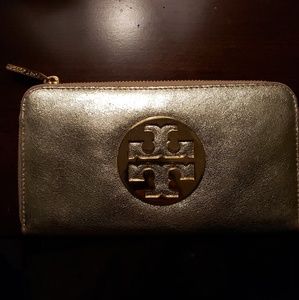 Authentic Tory Burch wallet